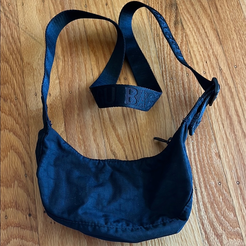 Baggu Black Mini Nylon Crescent Bag
